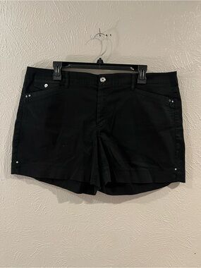 WHBM Short